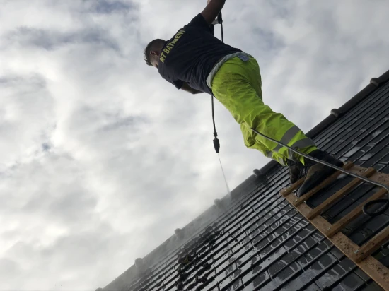 Entreprise nettoyage toiture