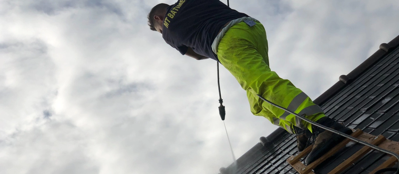 Offrez un lifting complet à votre toiture avec MT Bâtiment